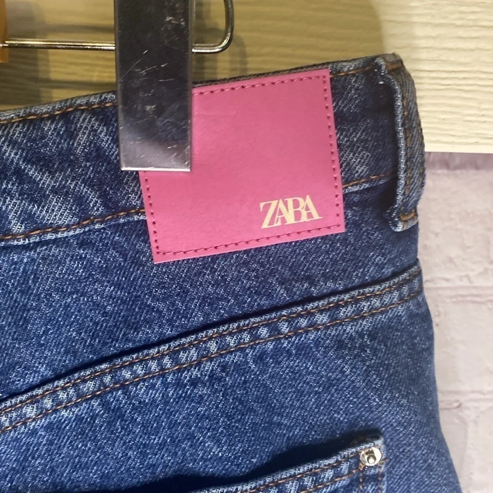 Zara Jean Shorts Raw Distressed Hem High Rise Dark Wash Size 10 - Picture 11 of 15